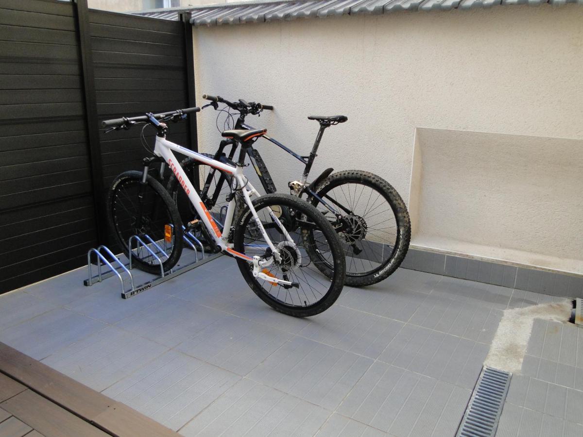 Tout Confort Et Proximite. Vichy Esterno foto
